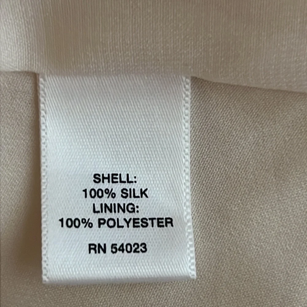 Banana Republic cream ivory silk pleated skit midi with lining zipper closure 0 - Picture 8 of 8